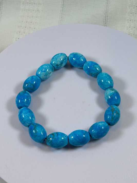 (#191) - LARGE BLUE HOWLITE CRYSTAL BRACELET - NEW