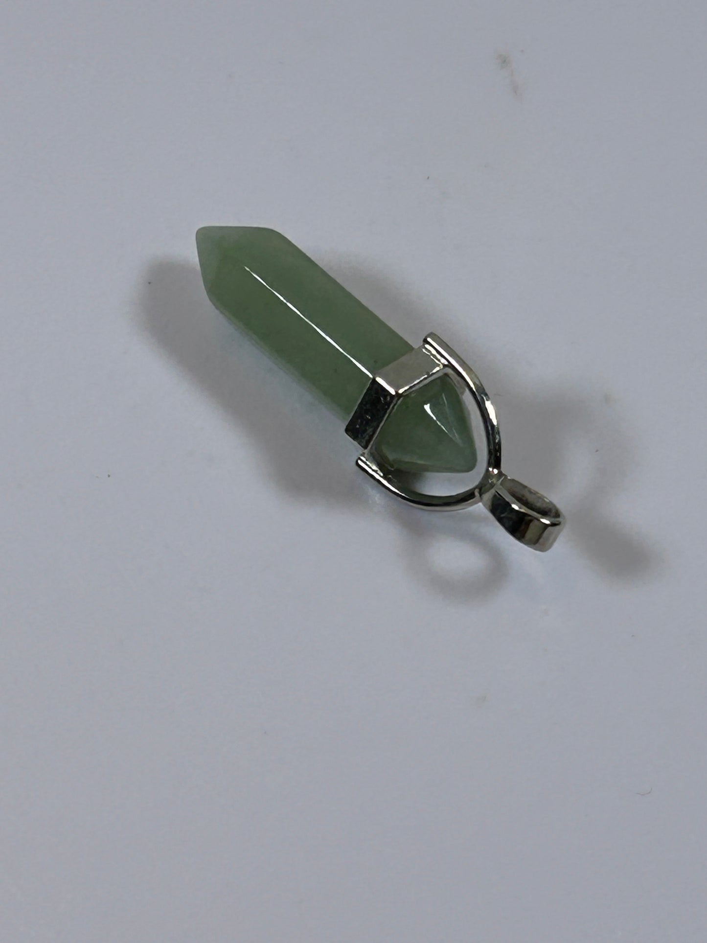 (#206) - GREEN AVENTURINE DOUBLE POINT PENDANT - NEW