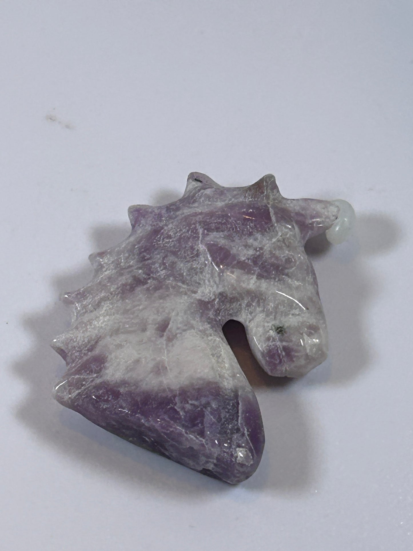 (#220) - DREAM AMETHYST UNICORN CARVING - NEW