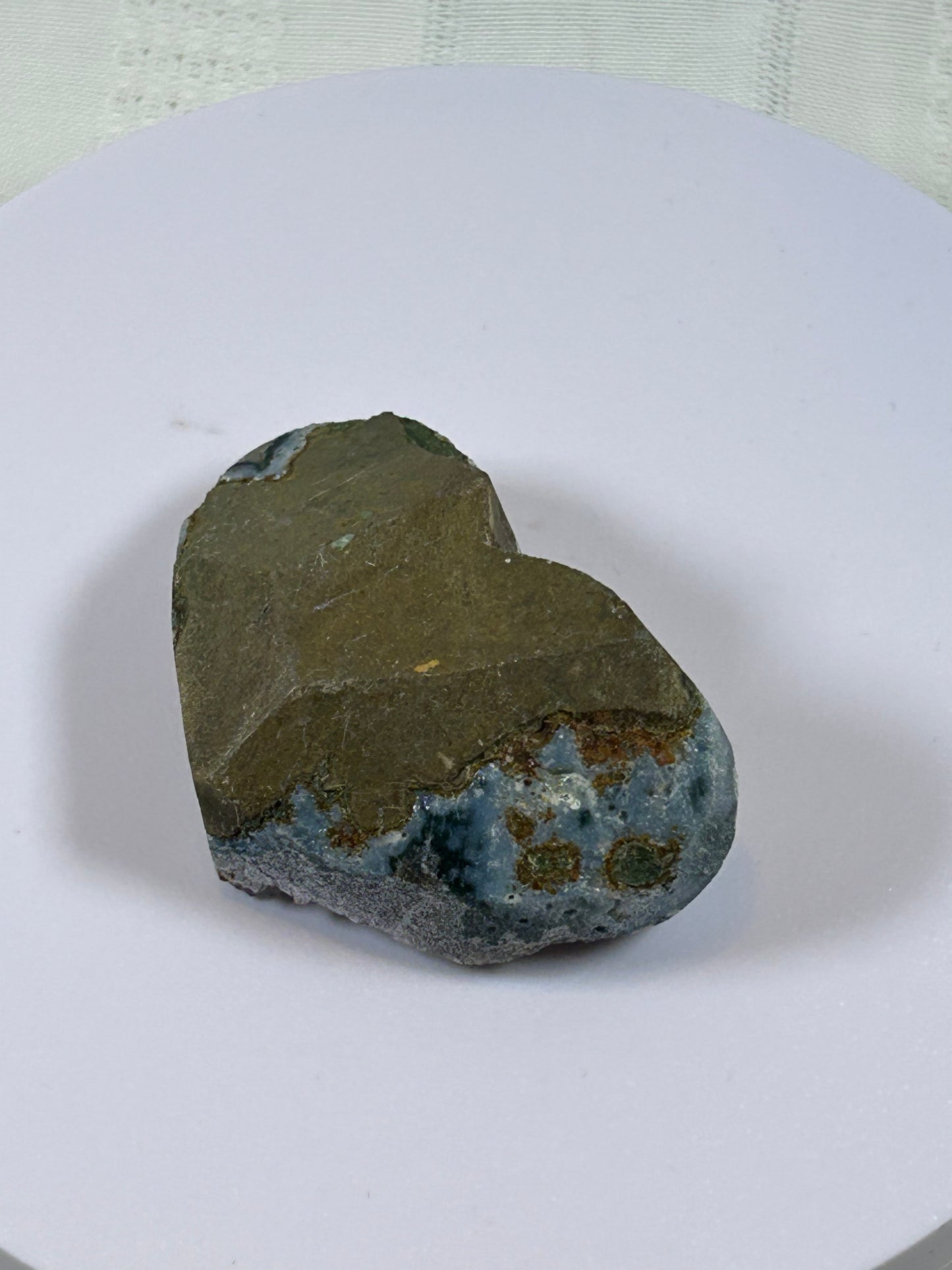 (#197) - AMETHYST HEART SPECIMEN RAW - NEW