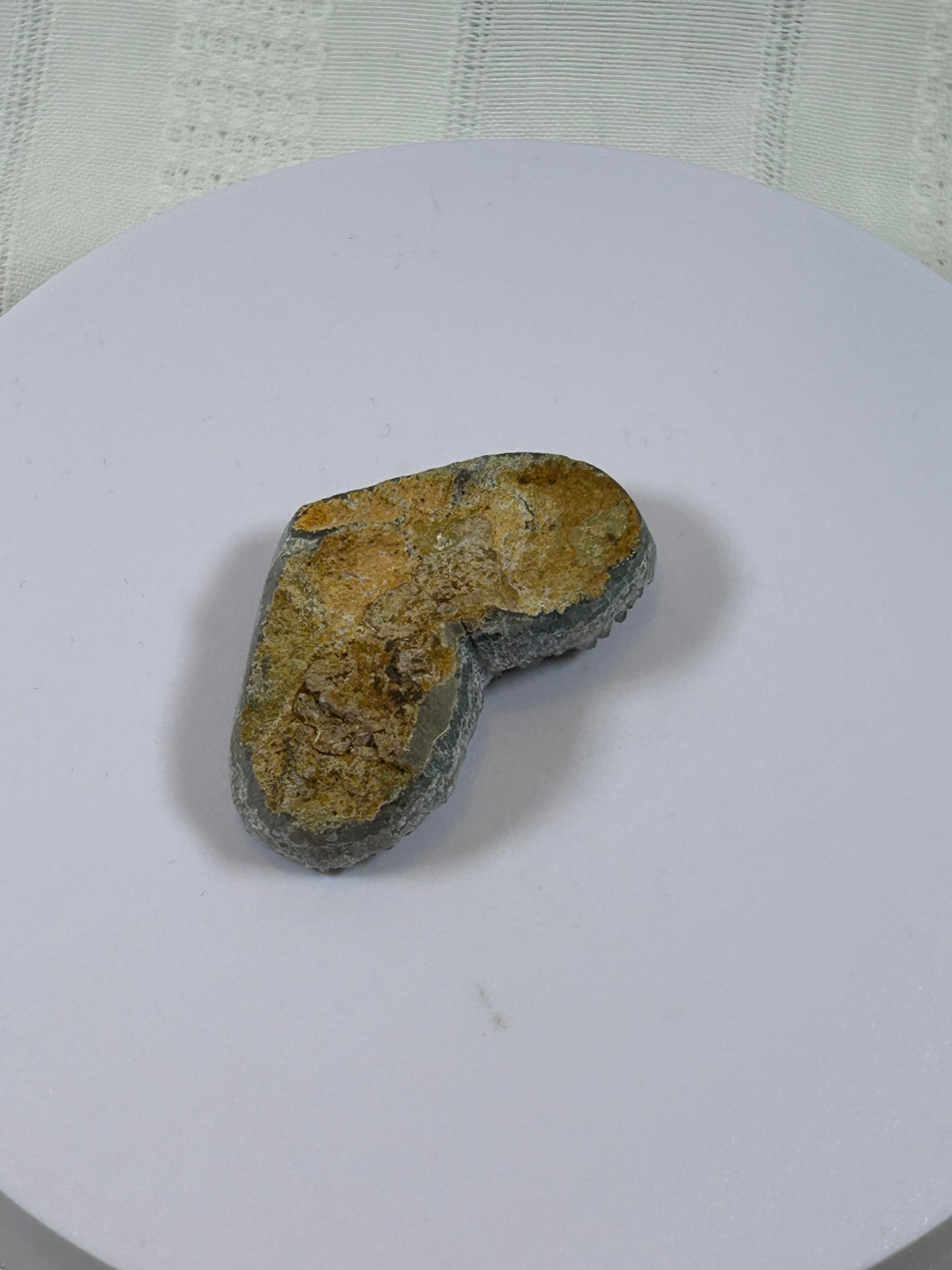 (#198) - AMETHYST HEART SPECIMEN RAW - NEW