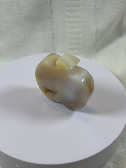 AGATE APPLE CARVING - NEW