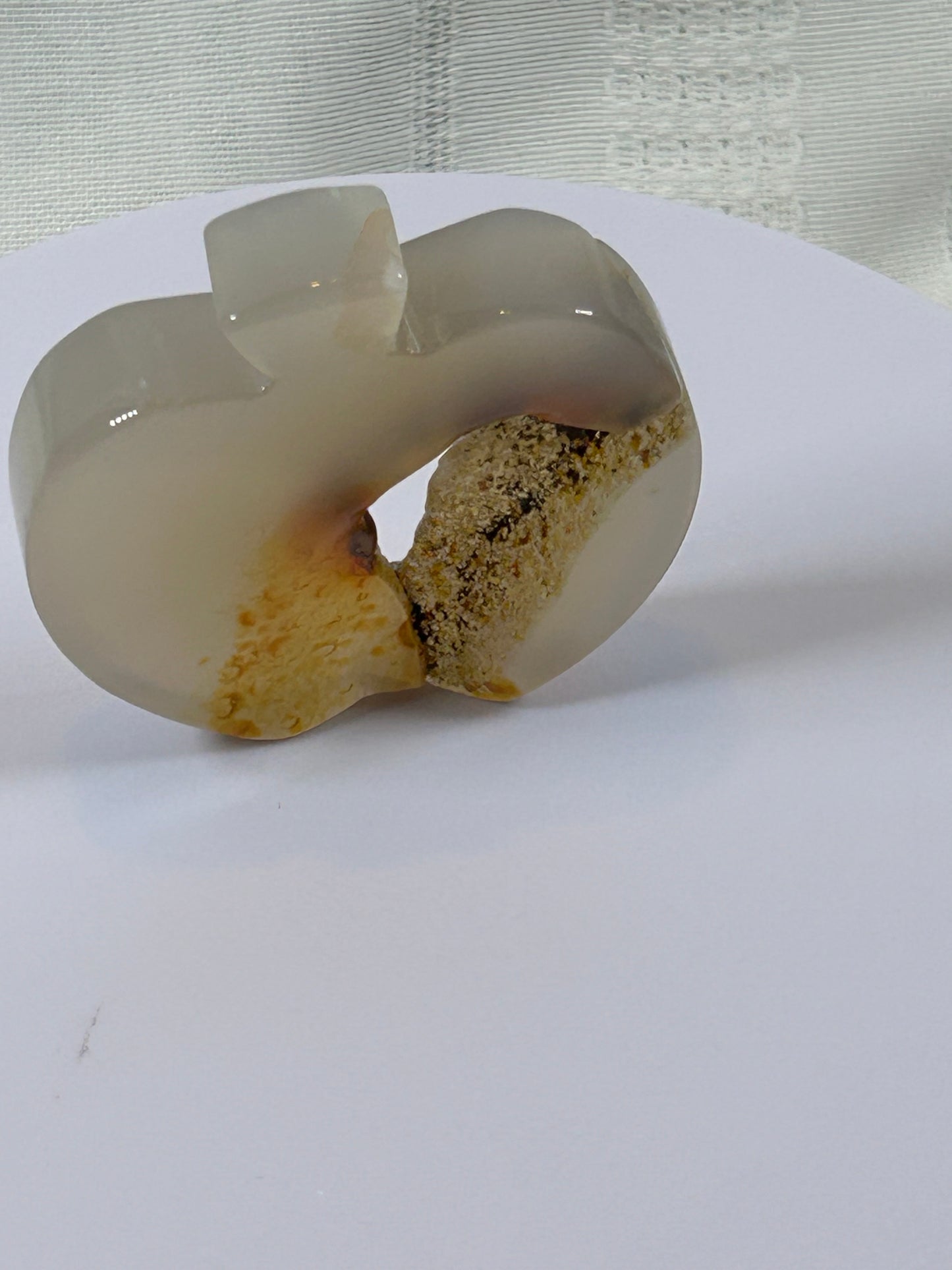 AGATE APPLE CARVING - NEW