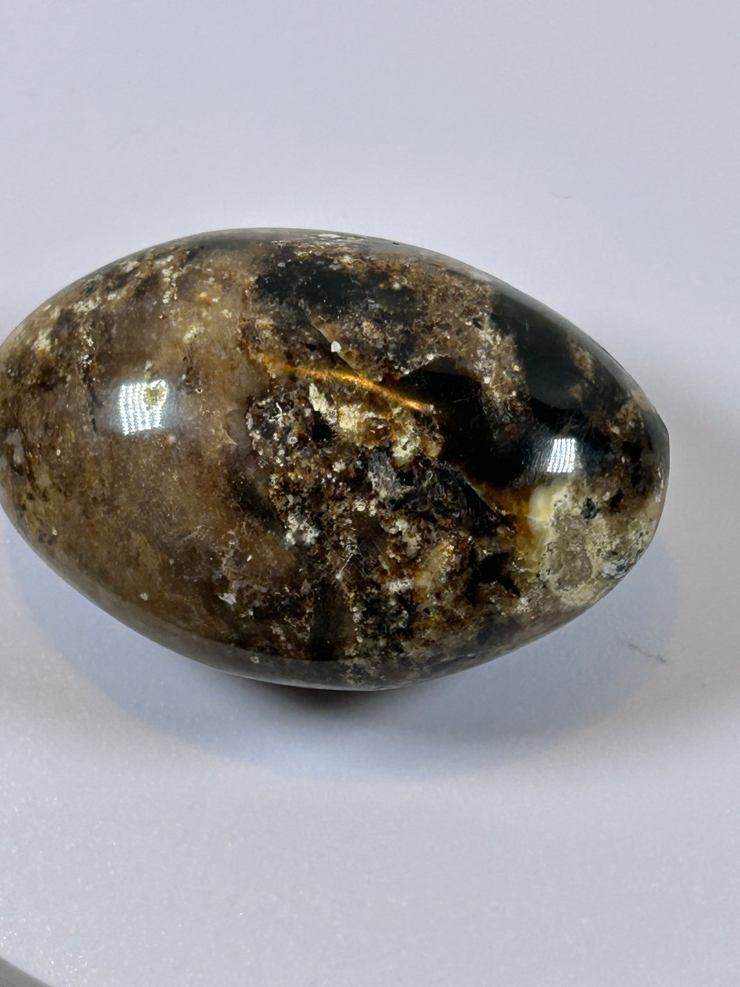 (#29) - SMOKY QUARTZ PALM STONE - NEW