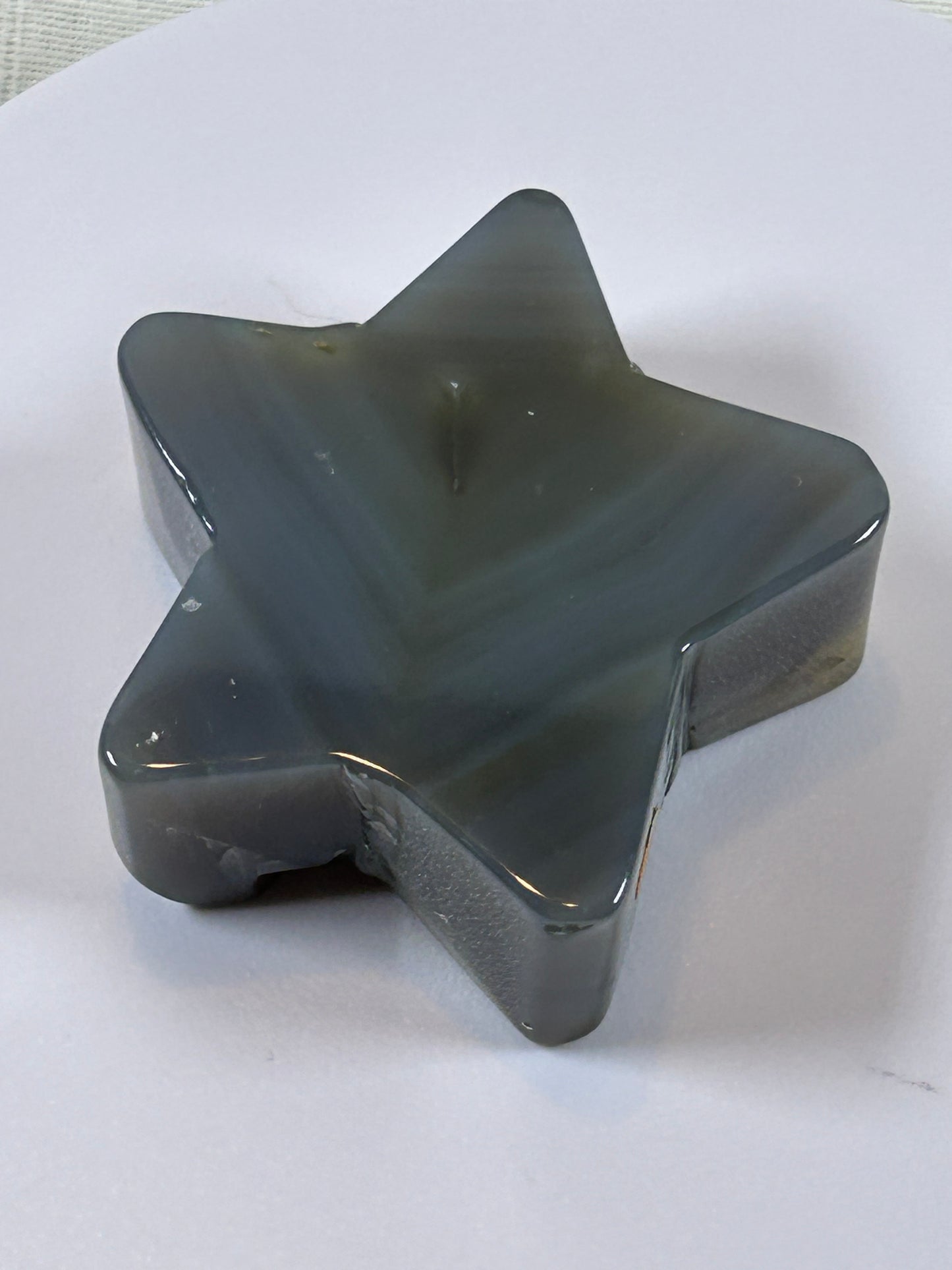 (#4) - AGATE GRAY STAR CARVING - NEW