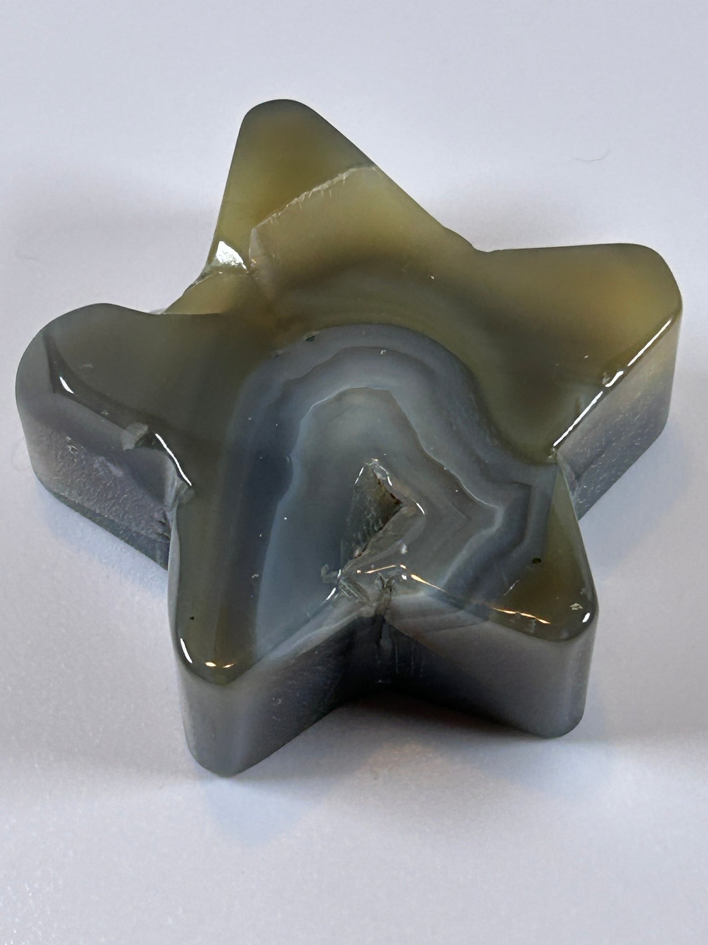 (#4) - AGATE GRAY STAR CARVING - NEW