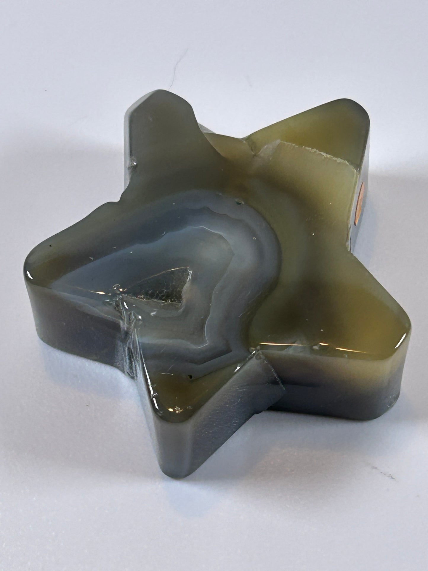 (#4) - AGATE GRAY STAR CARVING - NEW