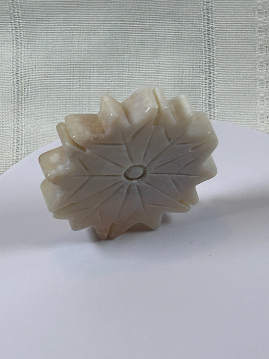 (#18) - AGATE SNOWFLAKE CARVING - NEW