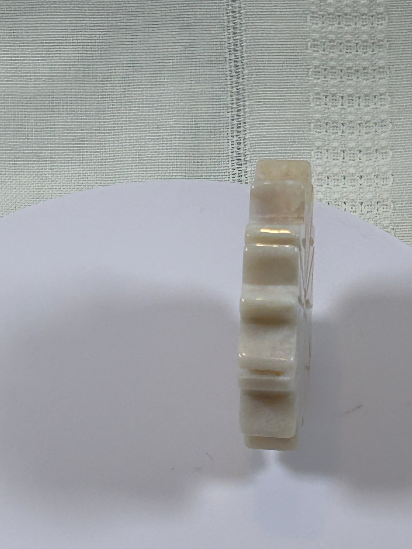 (#18) - AGATE SNOWFLAKE CARVING - NEW