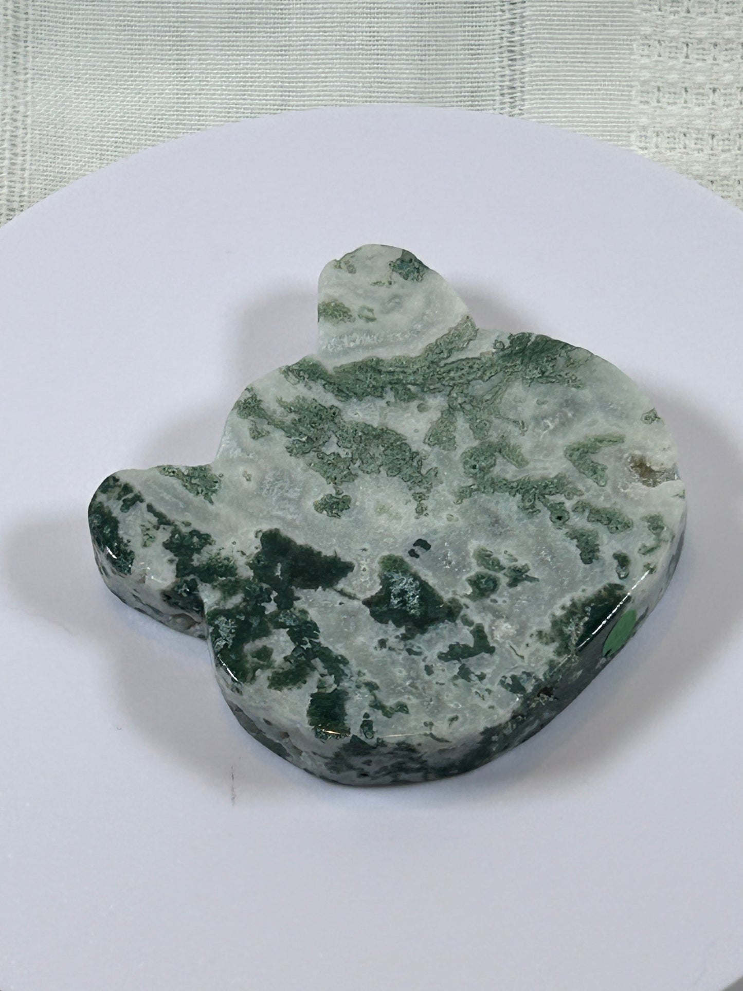 (#35) - TREE AGATE BEAR HEAD CARVING - NEW