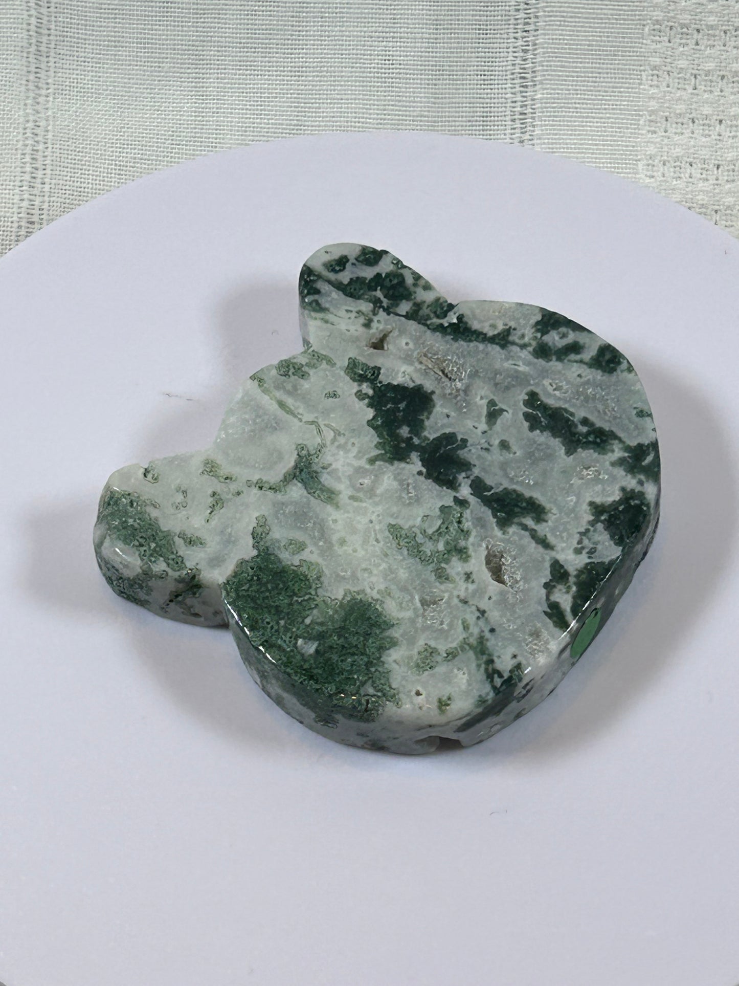 (#35) - TREE AGATE BEAR HEAD CARVING - NEW