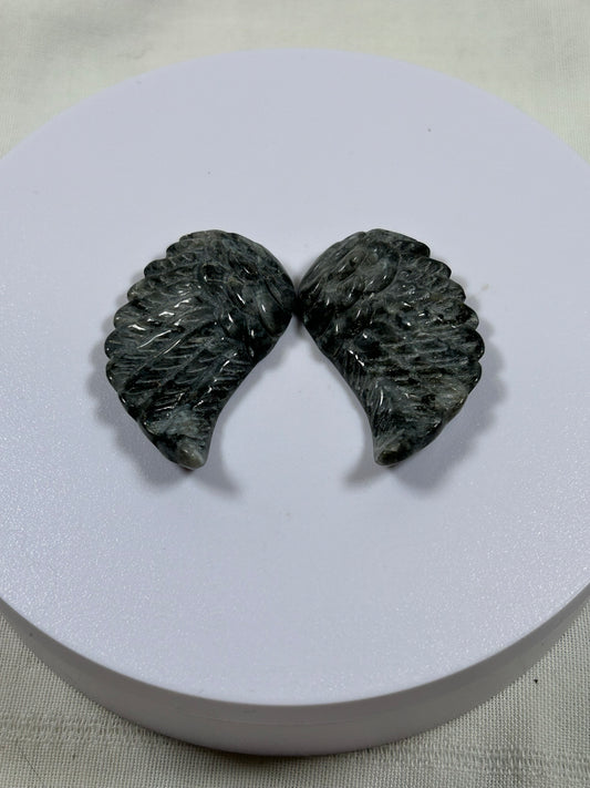 (#1188) - Shungite Wings - New