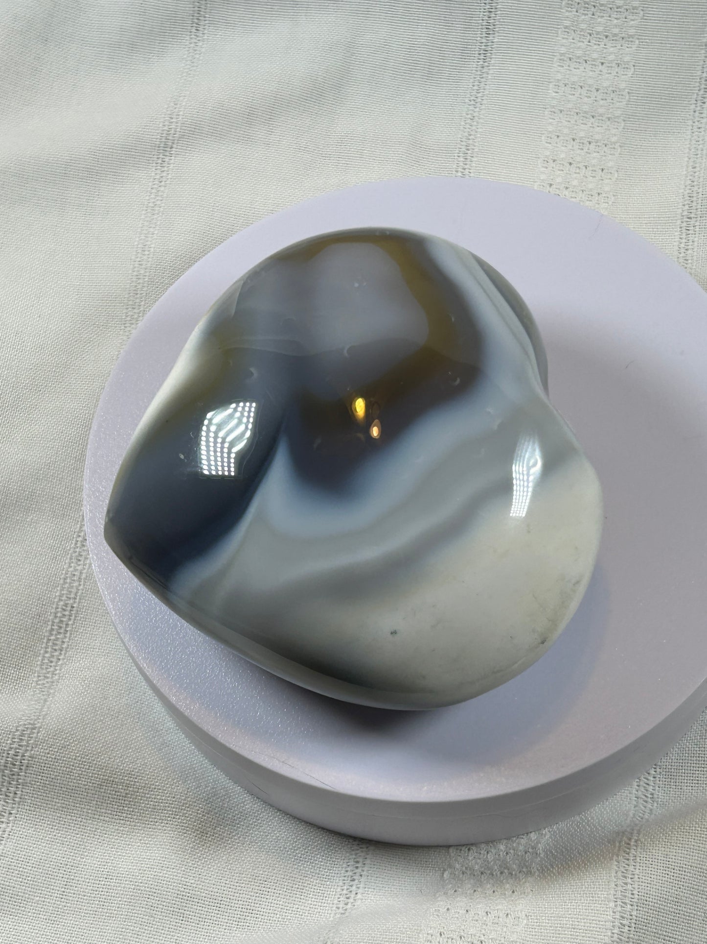 (#41) - LARGE ORCA AGATE HEART CARVING - NEW