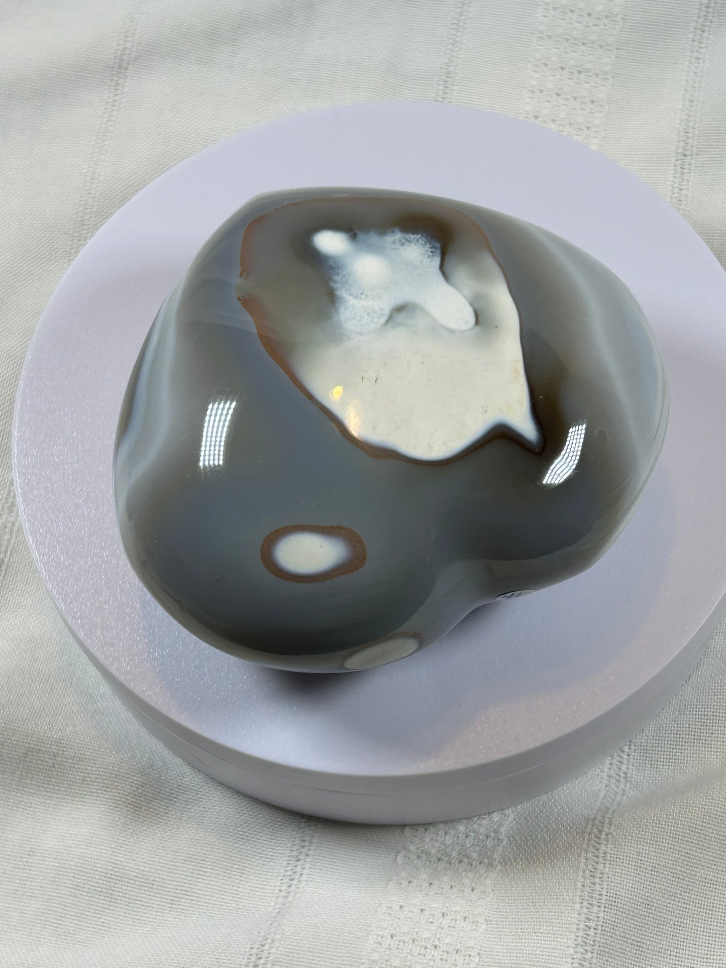(#41) - LARGE ORCA AGATE HEART CARVING - NEW
