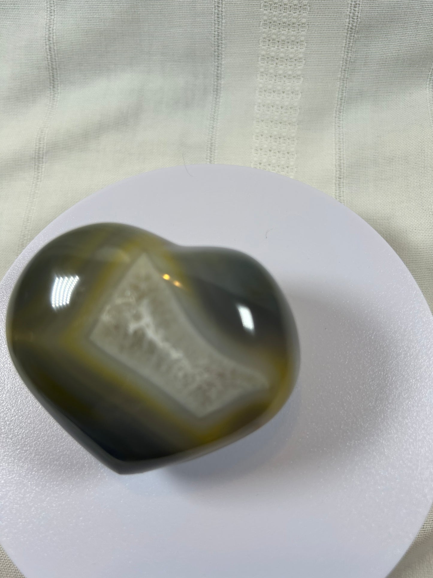 (#42) - MEDIUM ORCA AGATE HEART CARVING - NEW