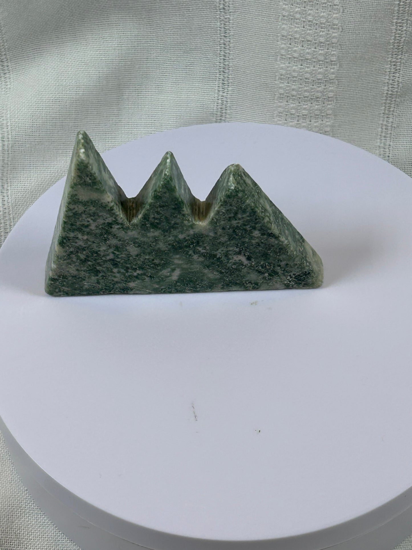 (#54) - TREE AGATE MOUNTAIN HILLS CARVING - NEW