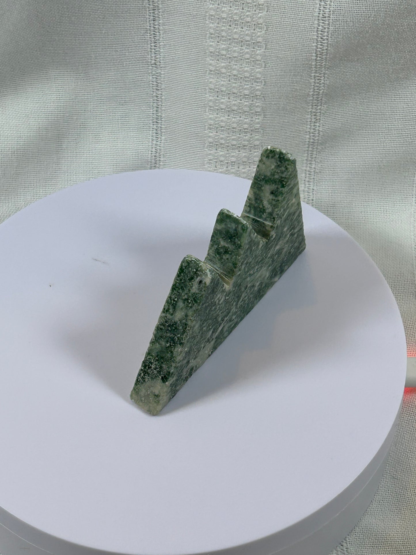 (#54) - TREE AGATE MOUNTAIN HILLS CARVING - NEW