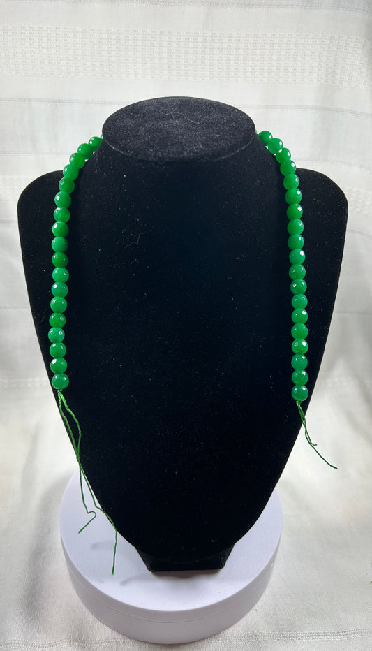 (#1048) - Green Aventurine Necklace Strand - New