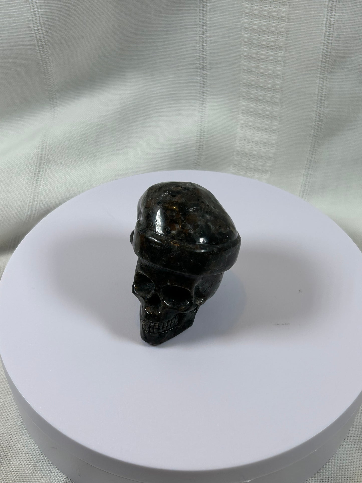 (#57) - YOOPERLITE SKULL WITH SANTA HAT - NEW