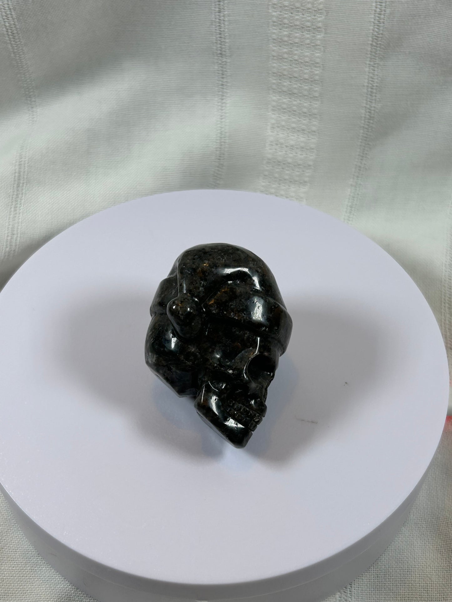 (#57) - YOOPERLITE SKULL WITH SANTA HAT - NEW