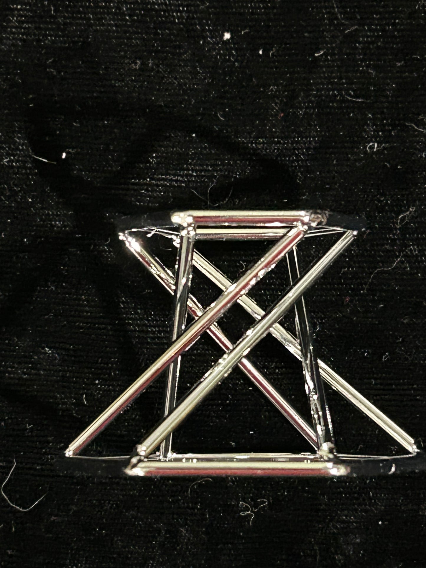 (#1281) - Sphere Holder Silver - New