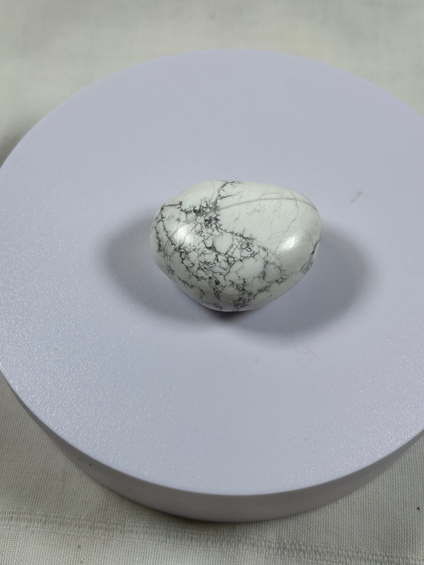 (#1315) - Howlite Tumble - New
