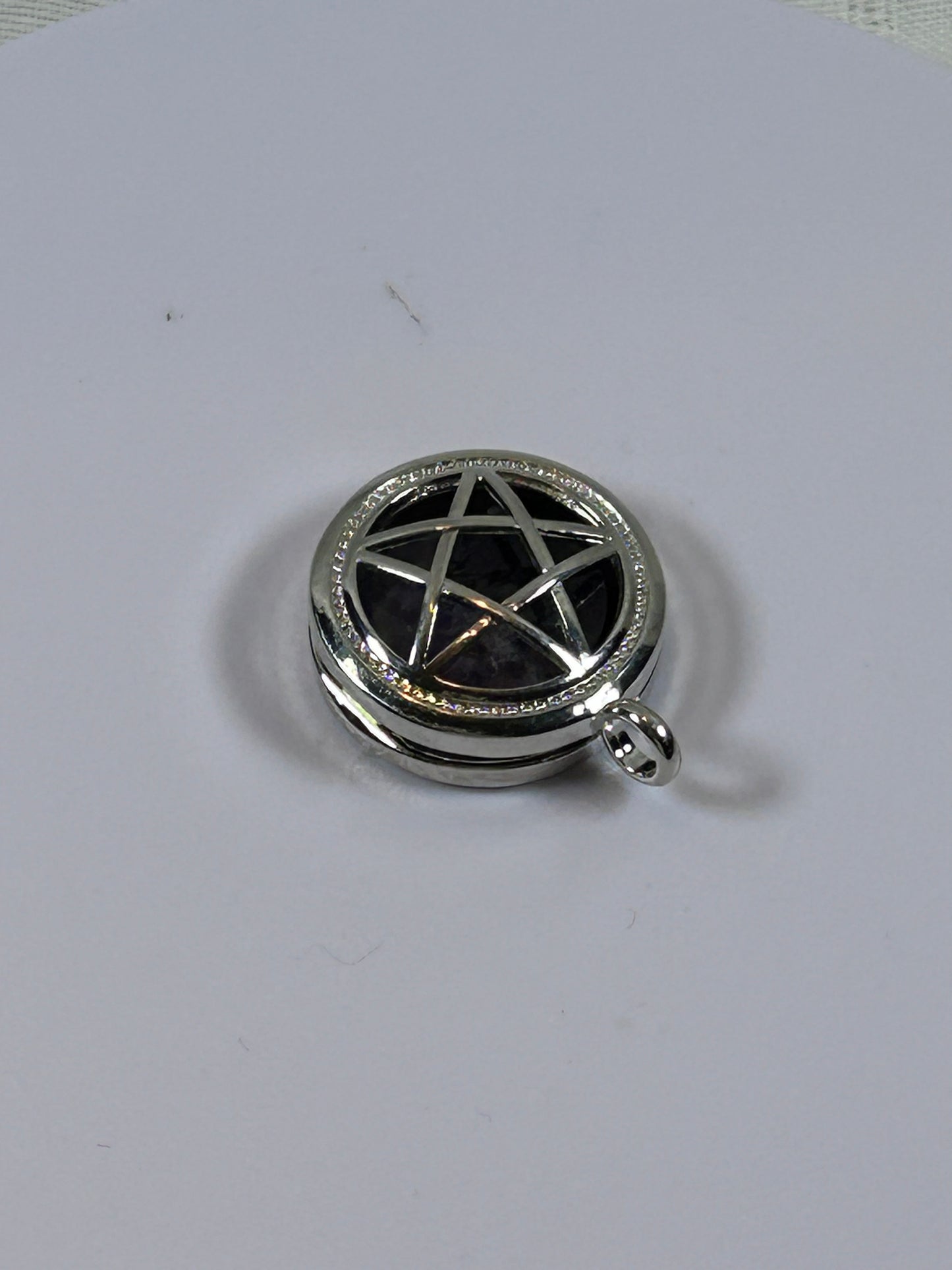 (#72) - TREE OF LIFE PENTACLE STONE LOCKET AMETHYST - NEW